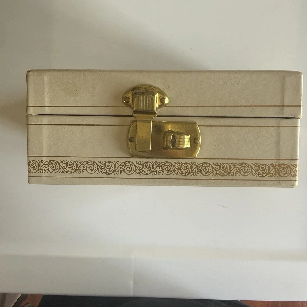 Vintage White Pink Velvet Lined Jewelry Box with Mirror